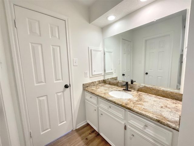1810 Seven Maples Drive, Houston, TX 77345