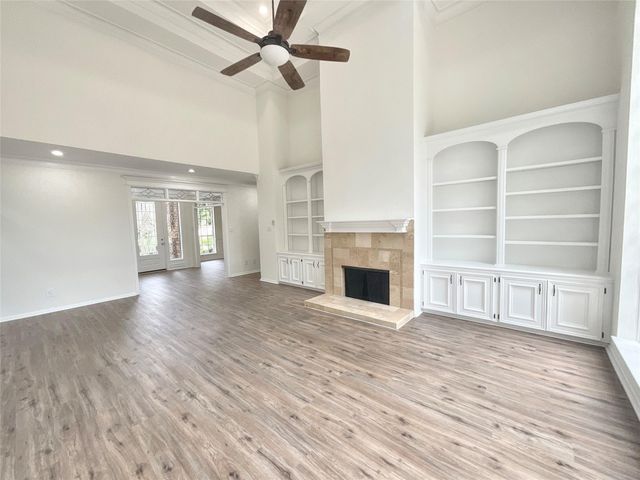 1810 Seven Maples Drive, Houston, TX 77345