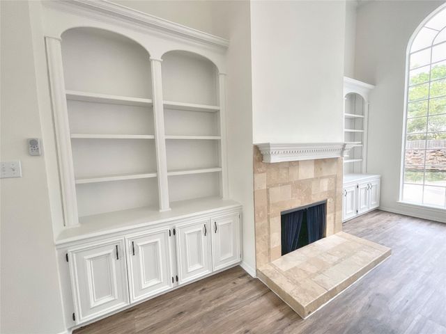 1810 Seven Maples Drive, Houston, TX 77345