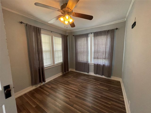 1415 N Jim Thorpe Boulevard, Prague, OK 74864