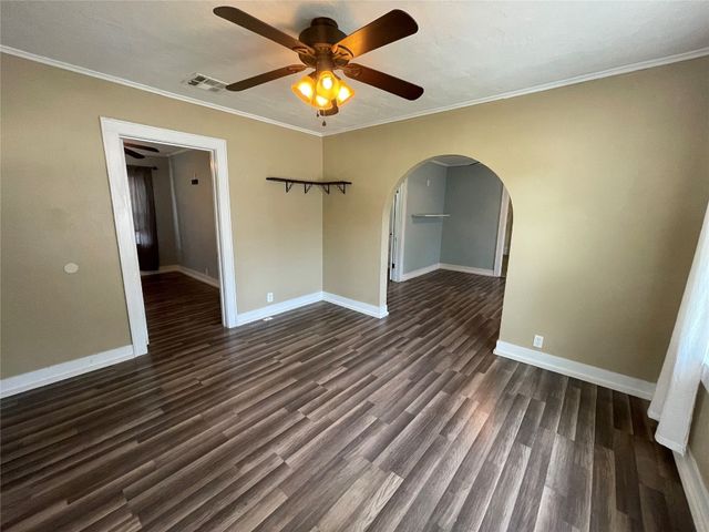 1415 N Jim Thorpe Boulevard, Prague, OK 74864