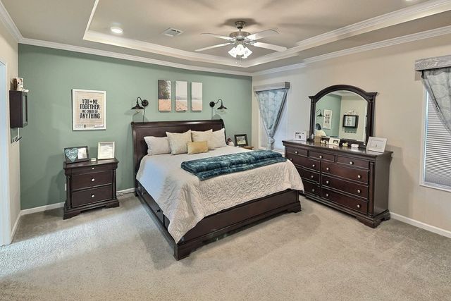 377 Green Oak Dr, Kerrville, TX 78028