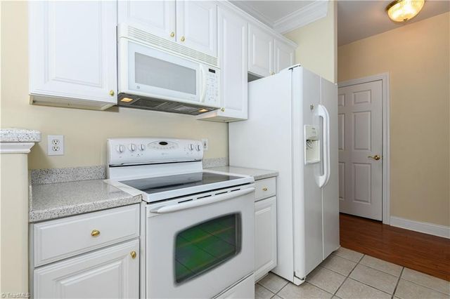 522 College Road, Greensboro, NC 27410
