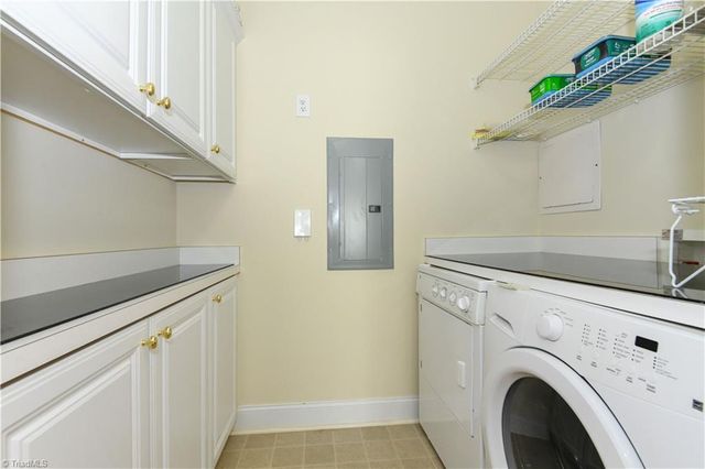 522 College Road, Greensboro, NC 27410