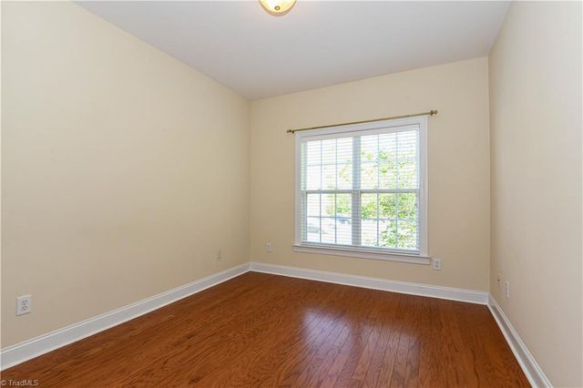 522 College Road, Greensboro, NC 27410