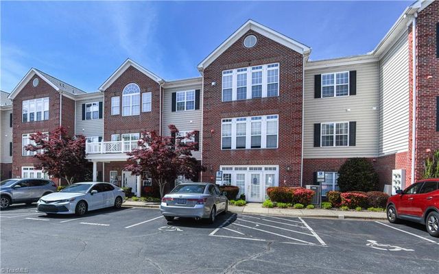 522 College Road, Greensboro, NC 27410