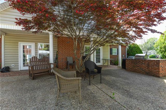 522 College Road, Greensboro, NC 27410