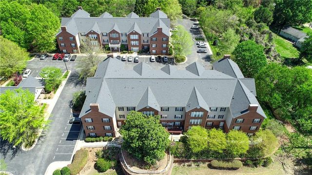522 College Road, Greensboro, NC 27410