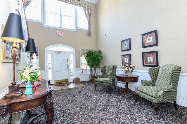 522 College Road, Greensboro, NC 27410
