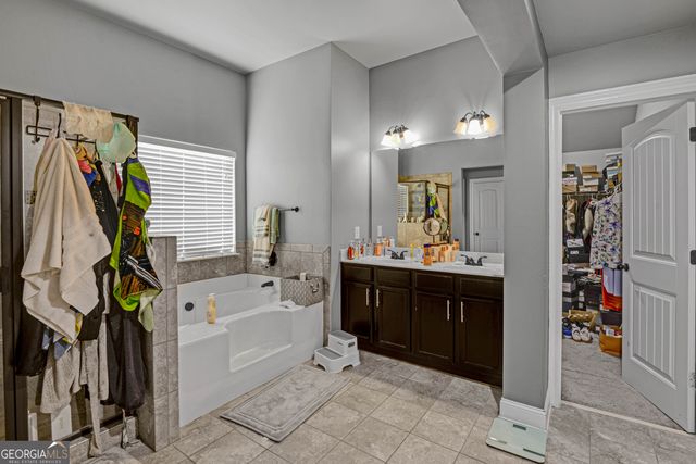 2986 Parkland View, South Fulton, GA 30331