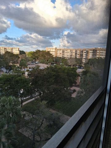 1000 St Charles Pl 609, Pembroke Pines, FL 33026