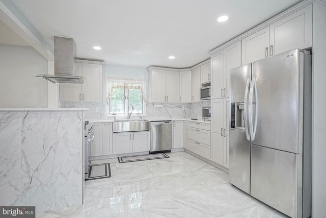 98 KELLY DRIVER RD, Clementon, NJ 08021