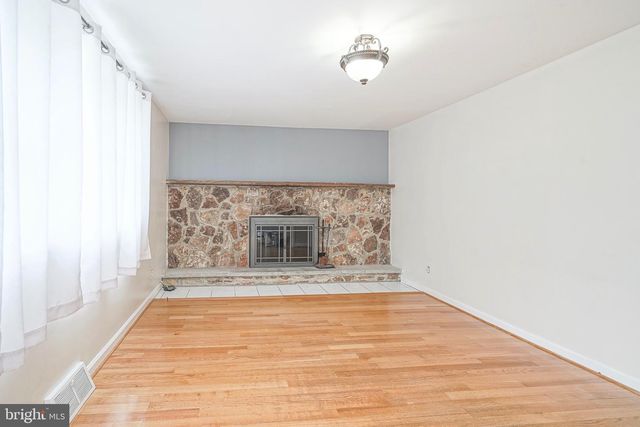 98 KELLY DRIVER RD, Clementon, NJ 08021