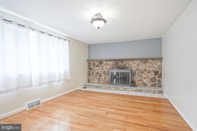 98 KELLY DRIVER RD, Clementon, NJ 08021