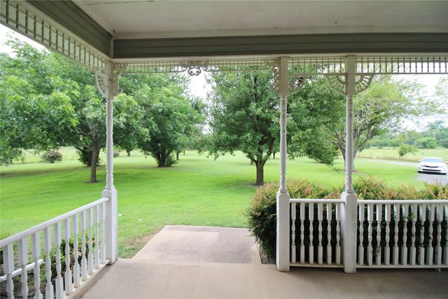 8150 Bob White Road, Waxahachie, TX 75167