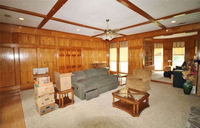 8150 Bob White Road, Waxahachie, TX 75167