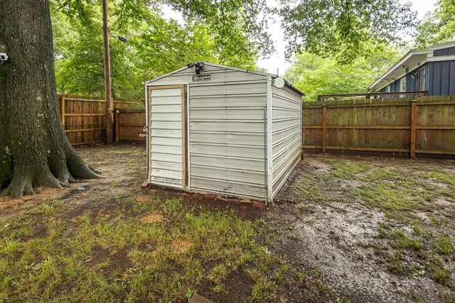 4975 FLAMINGO RD, Memphis, TN 38117