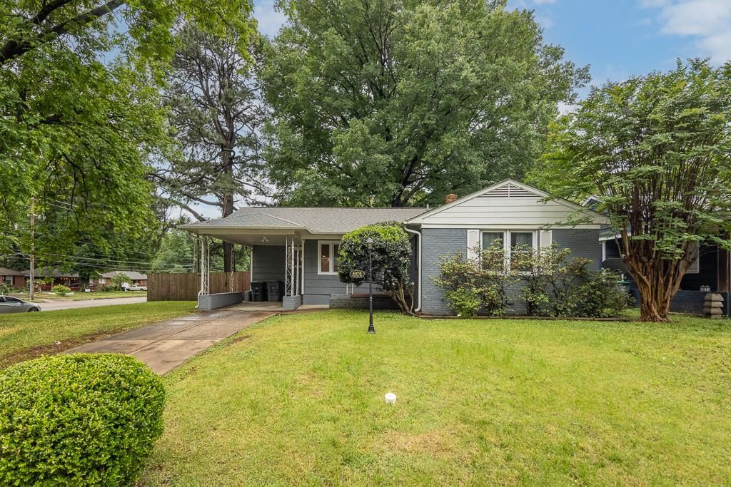 4975 FLAMINGO RD, Memphis, TN 38117