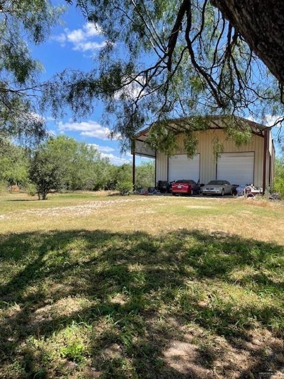 13033 10th Street, Hargill, TX 78549