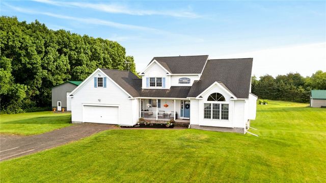 2411 North Hamlin Road, Hamlin, NY 14464