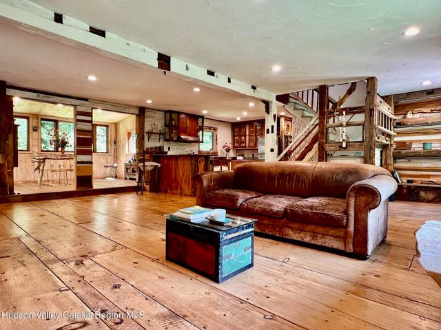 323 Beaverkill Road, Kingston, NY 12401