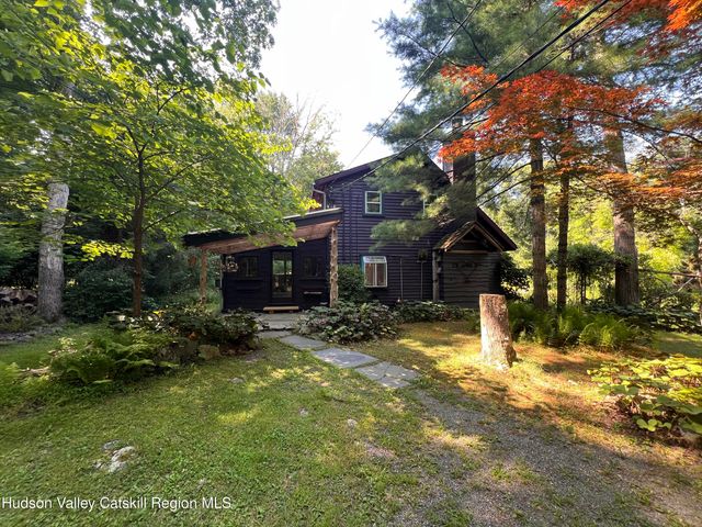 323 Beaverkill Road, Kingston, NY 12401
