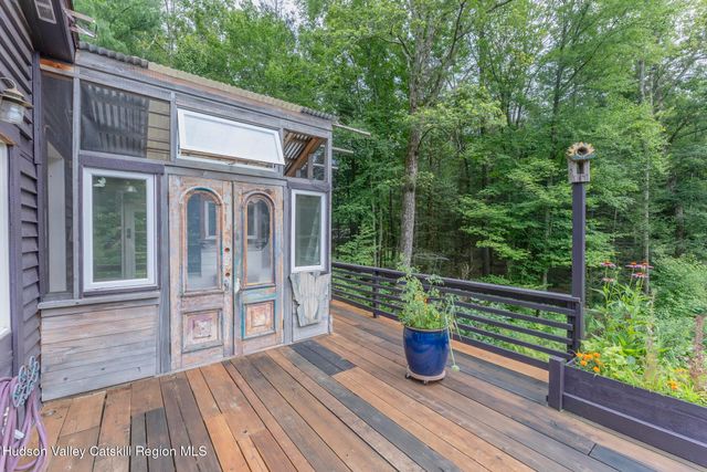 323 Beaverkill Road, Kingston, NY 12401
