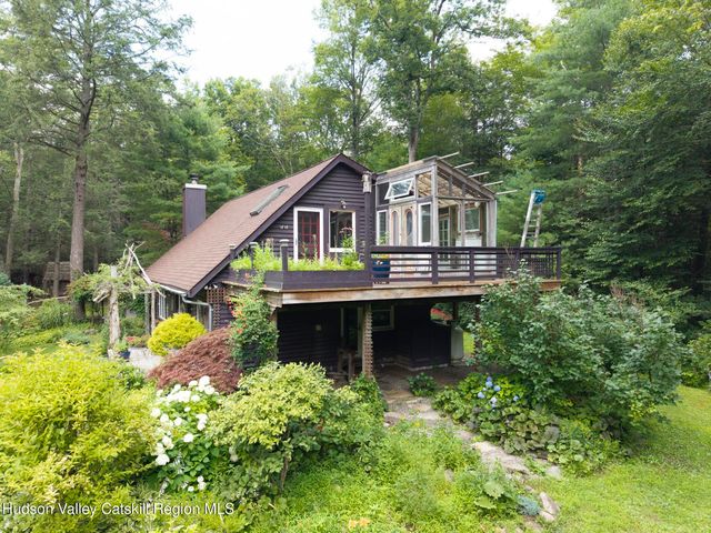 323 Beaverkill Road, Kingston, NY 12401