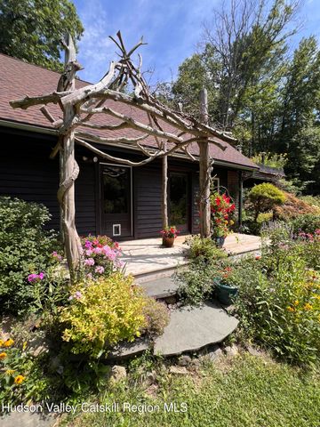 323 Beaverkill Road, Kingston, NY 12401