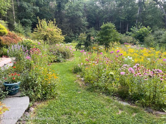 323 Beaverkill Road, Kingston, NY 12401