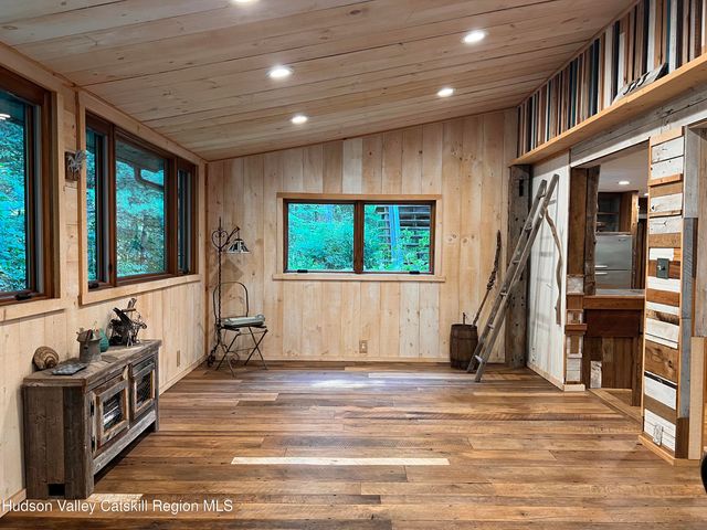 323 Beaverkill Road, Kingston, NY 12401