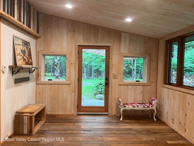 323 Beaverkill Road, Kingston, NY 12401