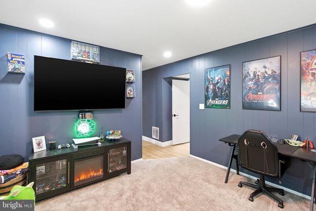 64 WOODLAND RD, Bayville, NJ 08721
