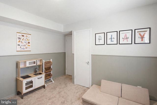 64 WOODLAND RD, Bayville, NJ 08721