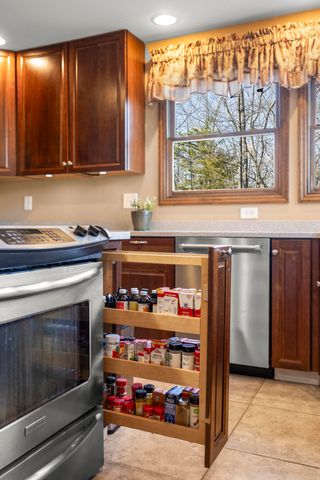 7128 White Oak Valley Road, Mcdonald, TN 37353