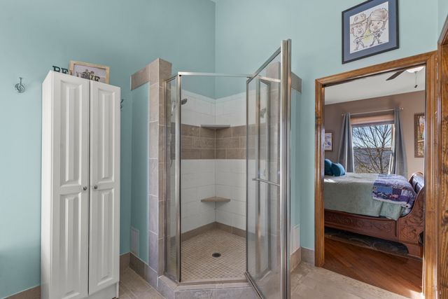 7128 White Oak Valley Road, Mcdonald, TN 37353