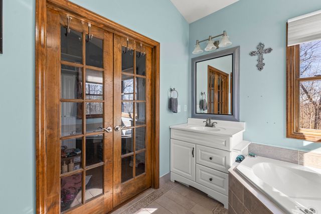 7128 White Oak Valley Road, Mcdonald, TN 37353