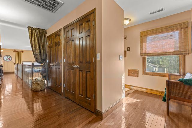 7128 White Oak Valley Road, Mcdonald, TN 37353