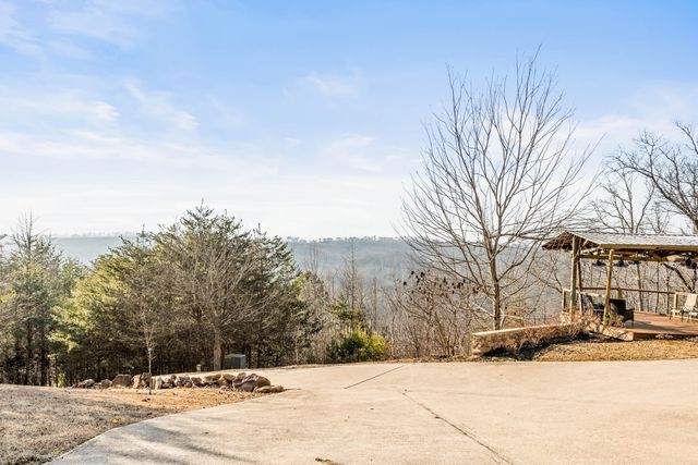7128 White Oak Valley Road, Mcdonald, TN 37353
