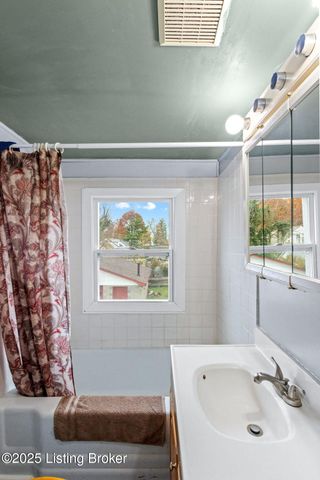 5403 S 3rd St, Louisville, KY 40214