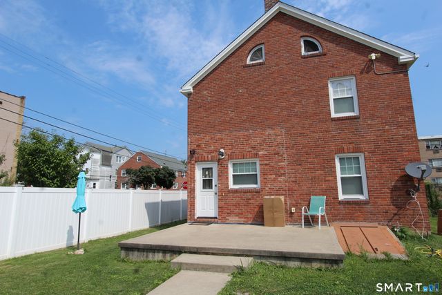 159 Roosevelt Street, Hartford, CT 06114