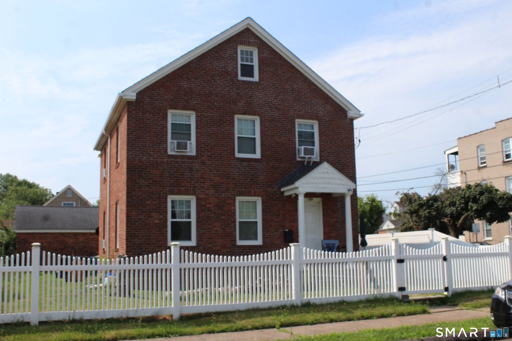 159 Roosevelt Street, Hartford, CT 06114