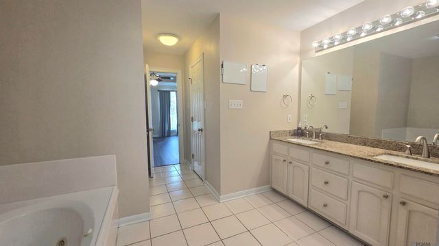 17656 Chasefield Ave, Baton Rouge, LA 70817