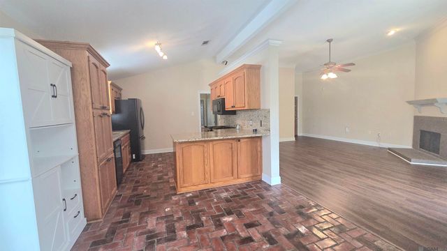 17656 Chasefield Ave, Baton Rouge, LA 70817