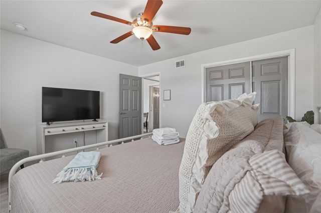 2605 BAY BOULEVARD, Indian Rocks Beach, FL 33785