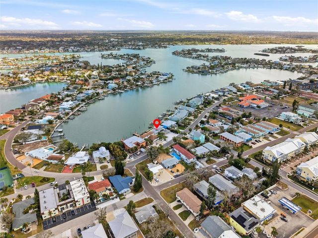 2605 BAY BOULEVARD, Indian Rocks Beach, FL 33785