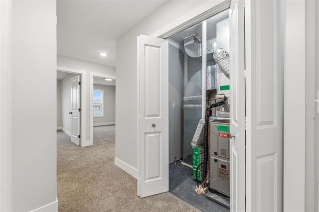 910 Indiana Avenue 12, South Haven, MI 49090