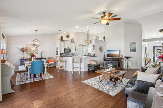 4511 GULFWINDS DRIVE, Lutz, FL 33558