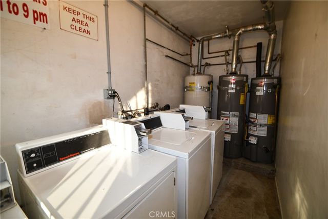 222 N LOCUST, Inglewood, CA 90301