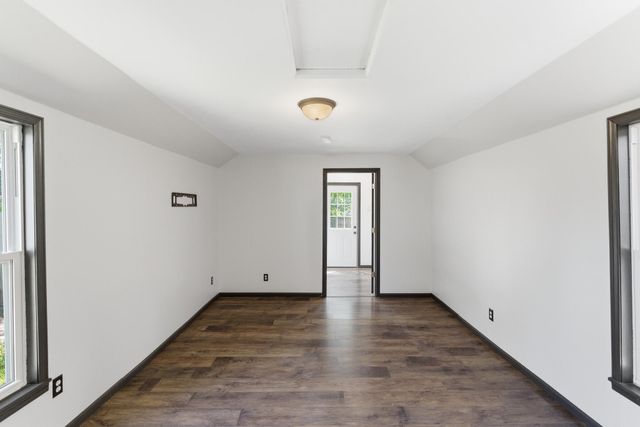 1035 E Main Street, Mankato, MN 56001